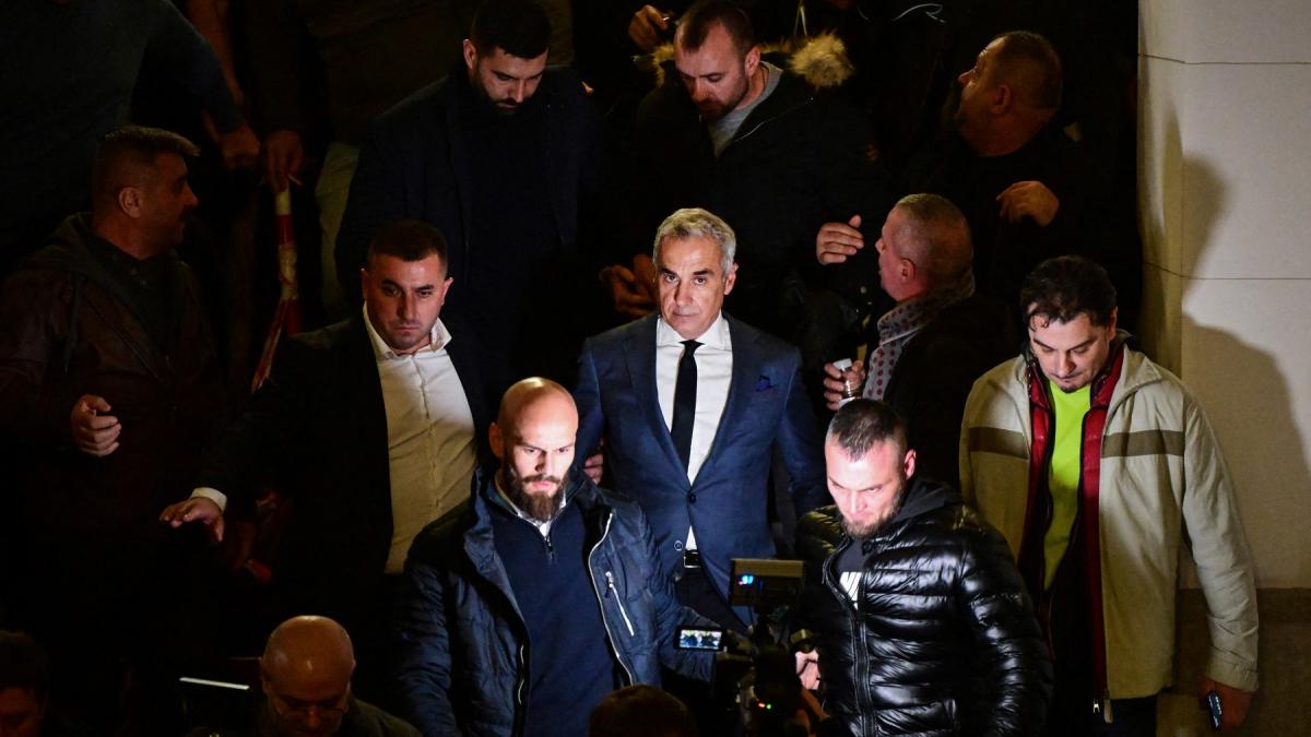 Registrul Public Sustinatorii anti sistem ai lui Calin Georgescu