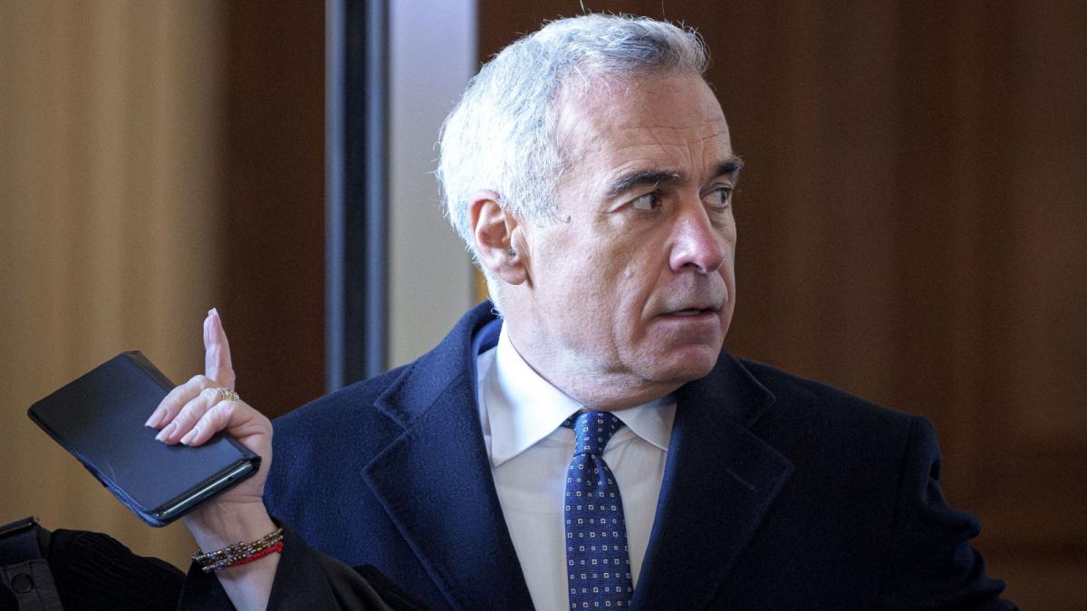 Bomba pe masa procurorilor Banca fantoma si italianul cerut de Calin Georgescu