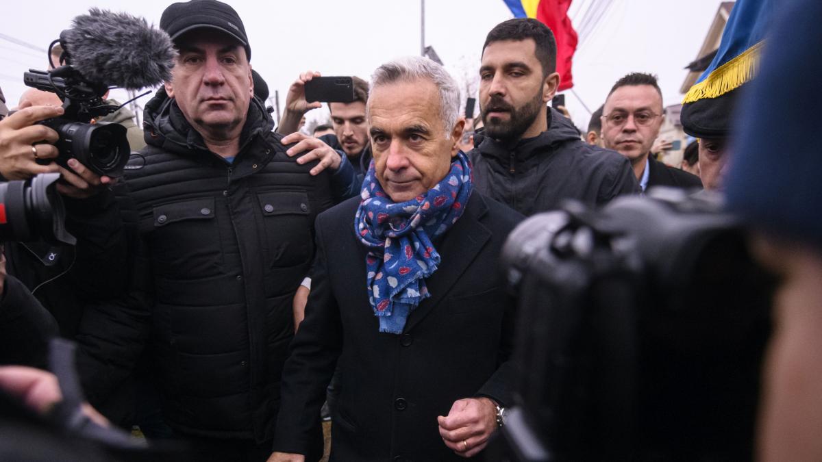 Calin Georgescu a refuzat sa spuna daca e ofiter secret Nu discut asta