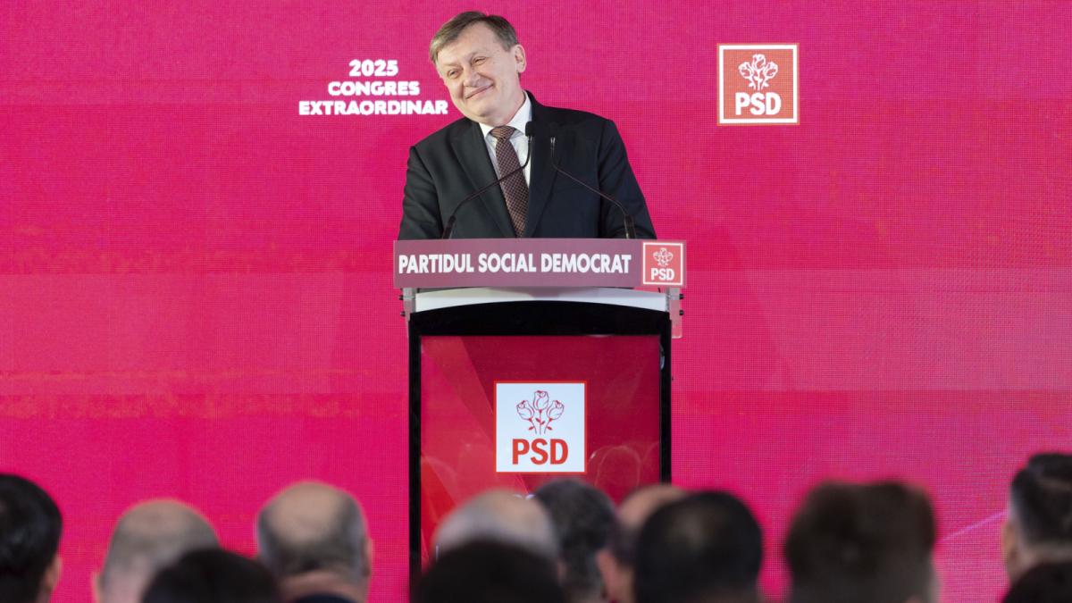 Crin Antonescu Nu imi doresc o tara cu parade homosexuale Fiecare in intimitatea sa