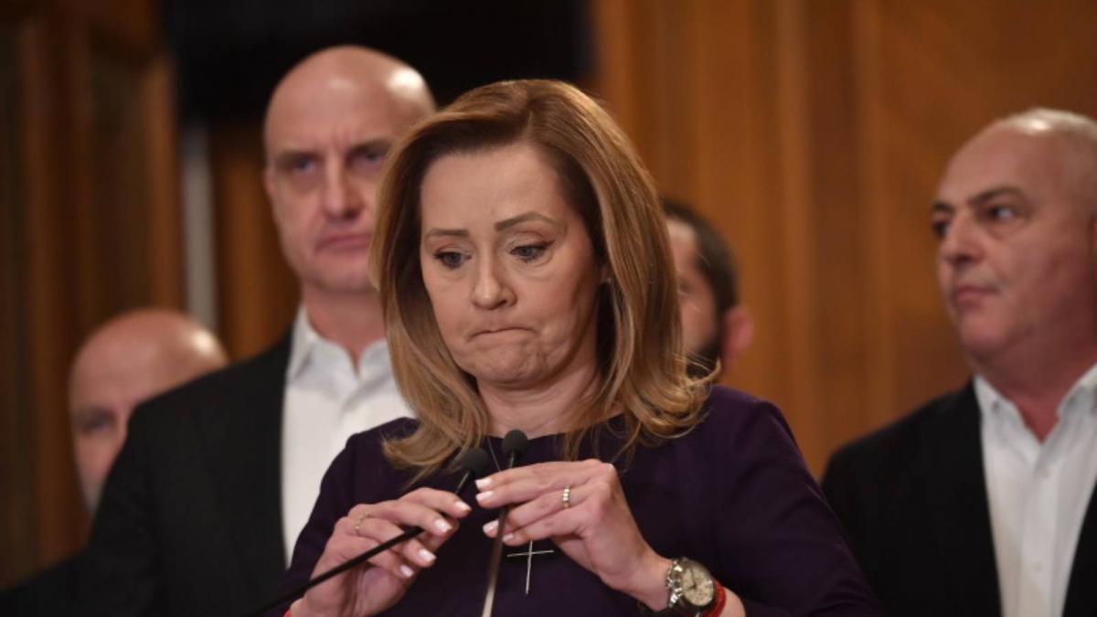 Elena Lasconi cere USR sa respinga motiunea lui George Simion