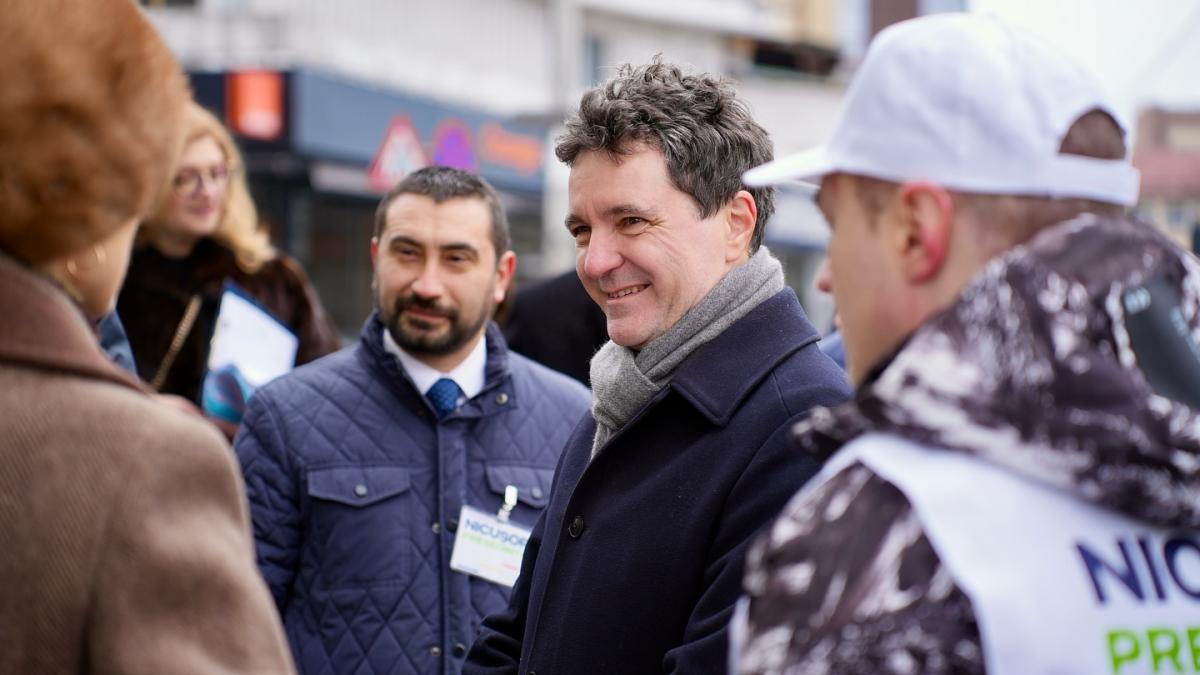 Nicusor Dan si a delegat atributiile in turneu in Moldova