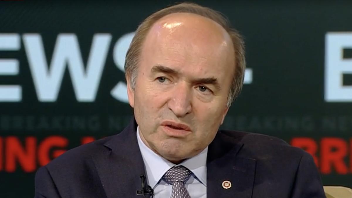 Se mai poate relua turul 2 Fost judecator CCR raspunde Declaratia sa pare o amenintare