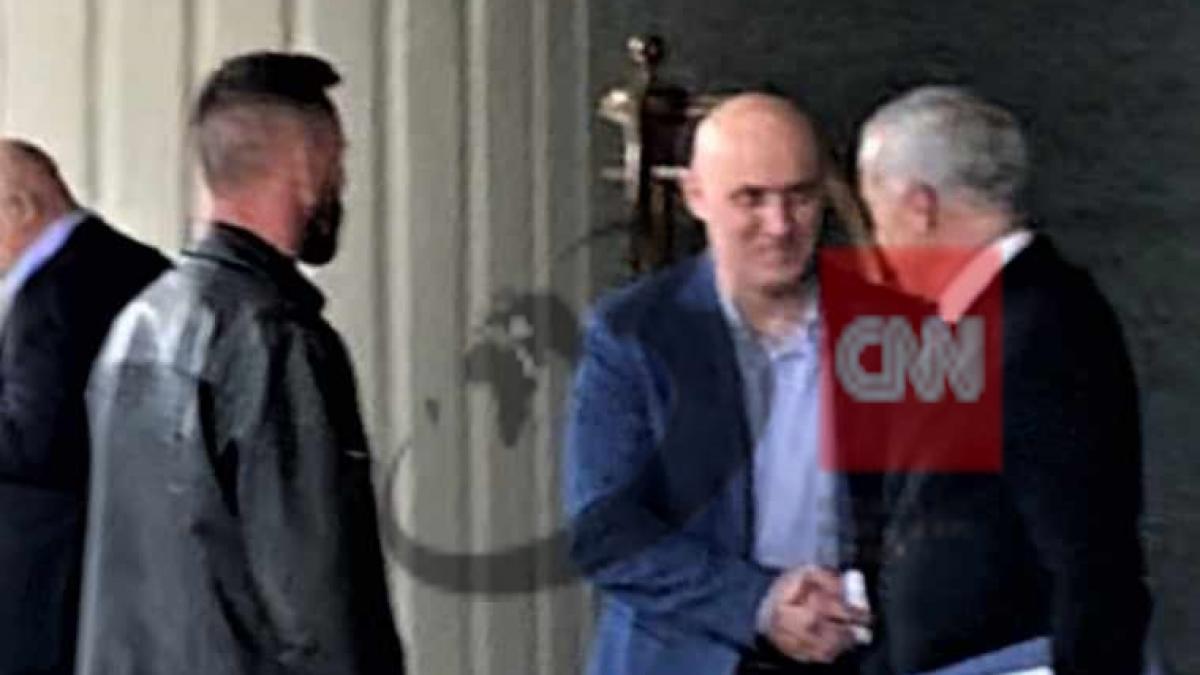 Calin Georgescu se distantiaza de Horatiu Potra Avocatul il acuza pe mercenar ca vrea sa ii faca rau