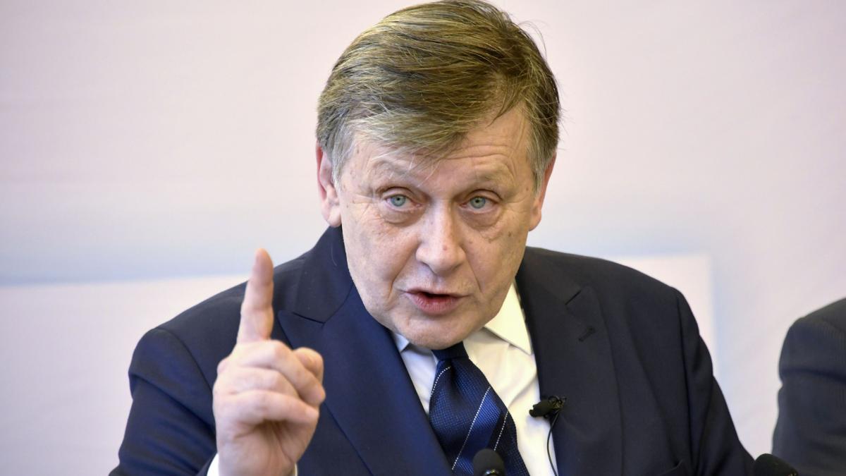 Crin Antonescu neaga o intelegere cu PSD pentru Ciolacu