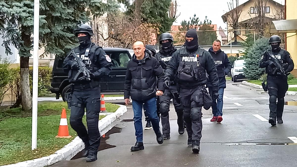 Horatiu Potra recunoaste ca i a cerut bani lui Frank Timis pentru Calin Georgescu Despre armele gasite Imi asum ca le detin ilegal