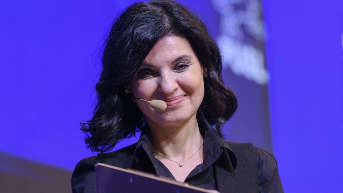 Lavinia Sandru si a depus candidatura la BEC Voi fi presedintele care va lupta cu abuzurile