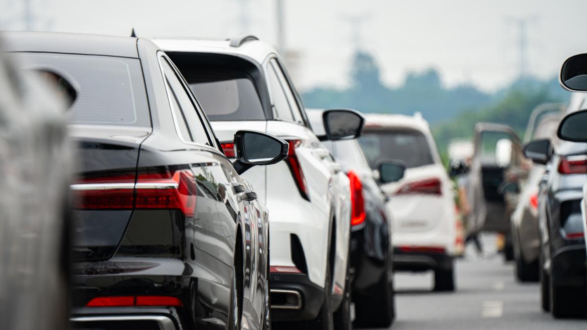 Proiect pentru modificarea Codului Rutier Regula fermoarului