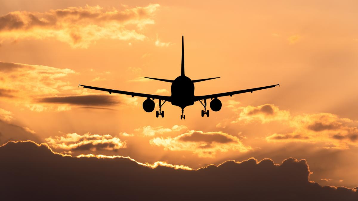 Scandalul calatoriilor de lux ale lui Iohannis Vom avea avion prezidential Grindeanu Nu ne permitem