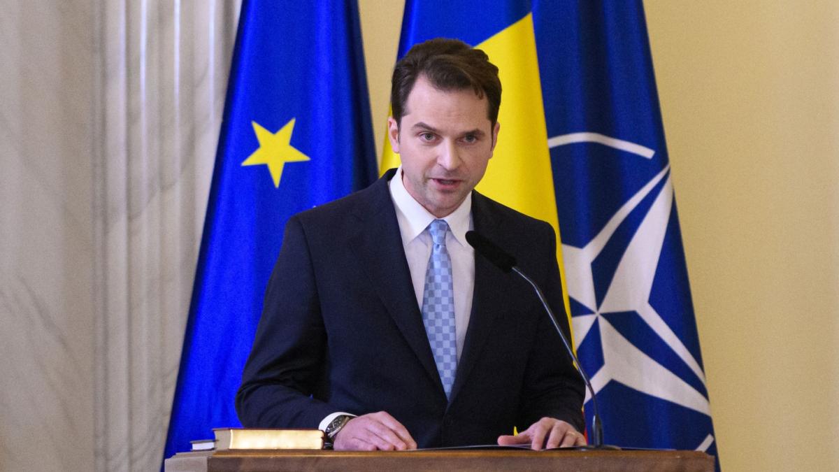 Sebastian Burduja Calin Georgescu vrea Romania in afara NATO si UE fara aparare si resurse