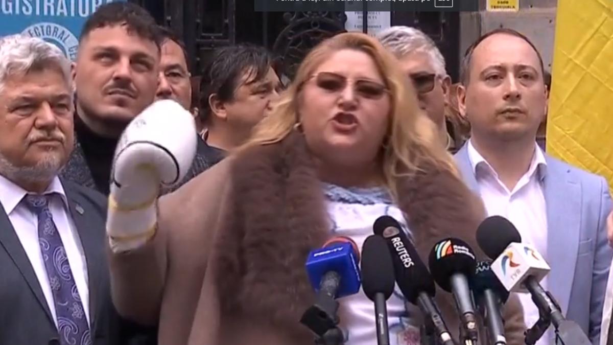 Sosoaca a venit cu manusi de box la BEC amenintandu l pe Georgescu Blestemat sa fii in veci