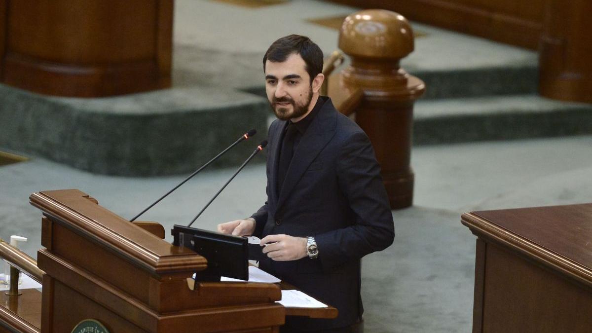 USR acuza Guvernul Marcel Ciolacu fura companiile de stat profitabile si opreste investitiile strategice