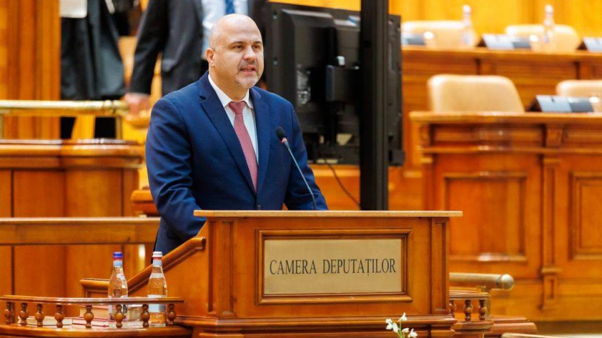 USR acuza Guvernul de sabotarea sigurantei pacientilor si medicilor