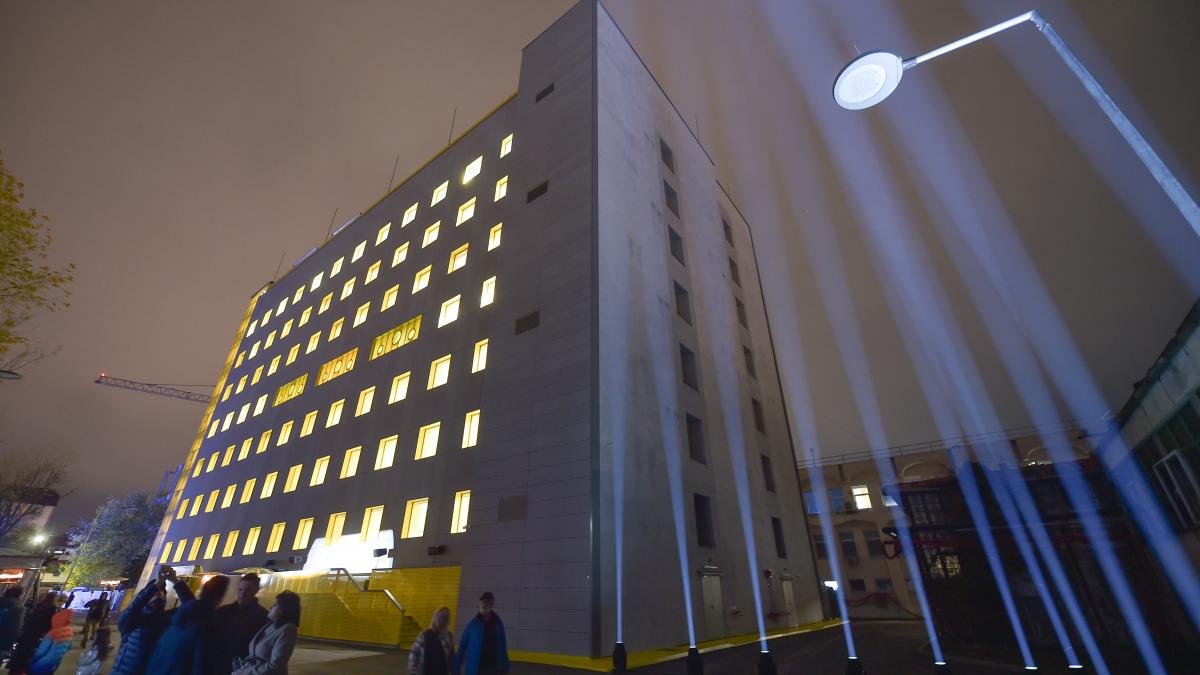 Asociatia Daruieste Viata il acuza pe Victor Ponta ca foloseste imaginea spitalului fara acord