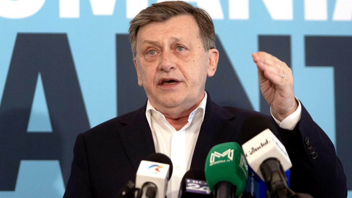 Crin Antonescu Merita sa avem un proiect al cartii