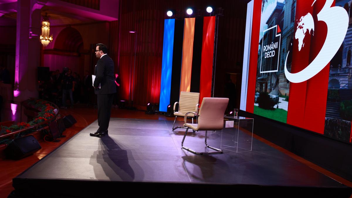 Editie speciala la Antena 3 CNN ora 2000 Crin Antonescu si Elena Lasconi la Un presedinte in fata natiunii