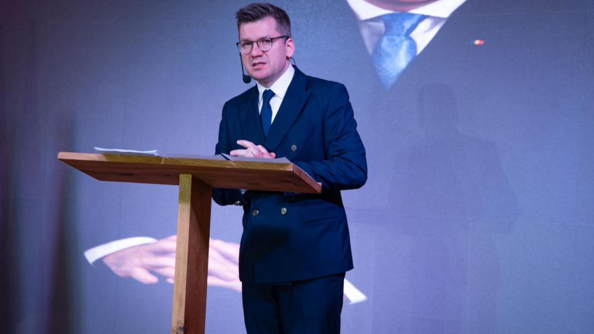 Mihail Neamtu isi cere scuze dar nu confirma demisia