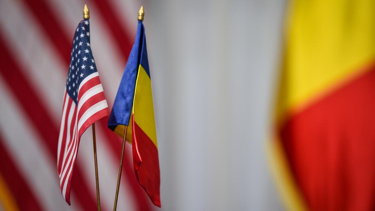 Prima vizita a oficialilor SUA in Romania dupa Trump