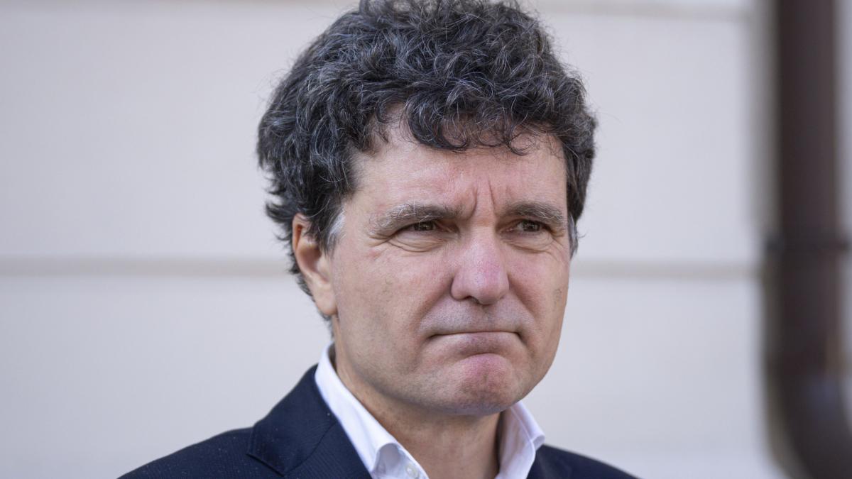 BEC a respins plangerea lui Nicusor Dan impotriva Lasconi Multumim BEC pentru consecventa Pozele false vor circula