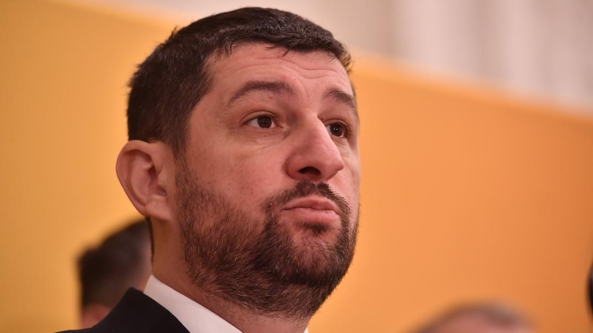 Marius Lulea a laudat comunistii si pe Ceausescu