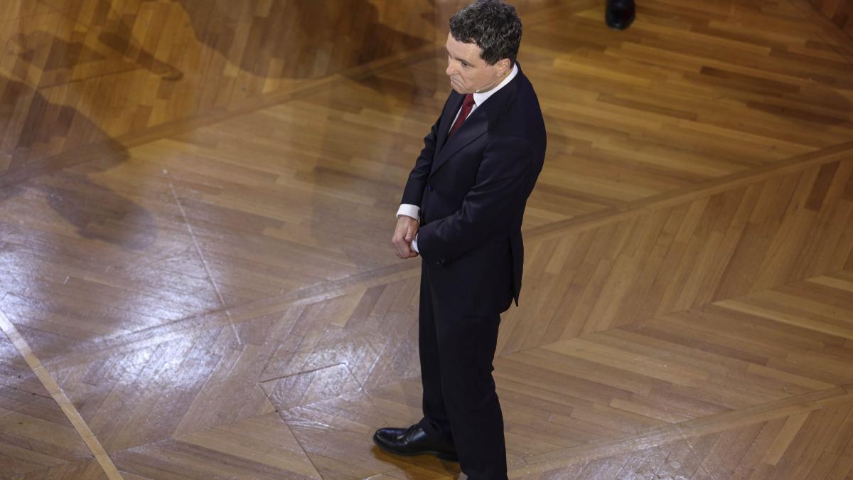 Nicusor Dan a depus plangere la DIICOT impotriva Elenei Lasconi pentru fals informatic si inselaciune