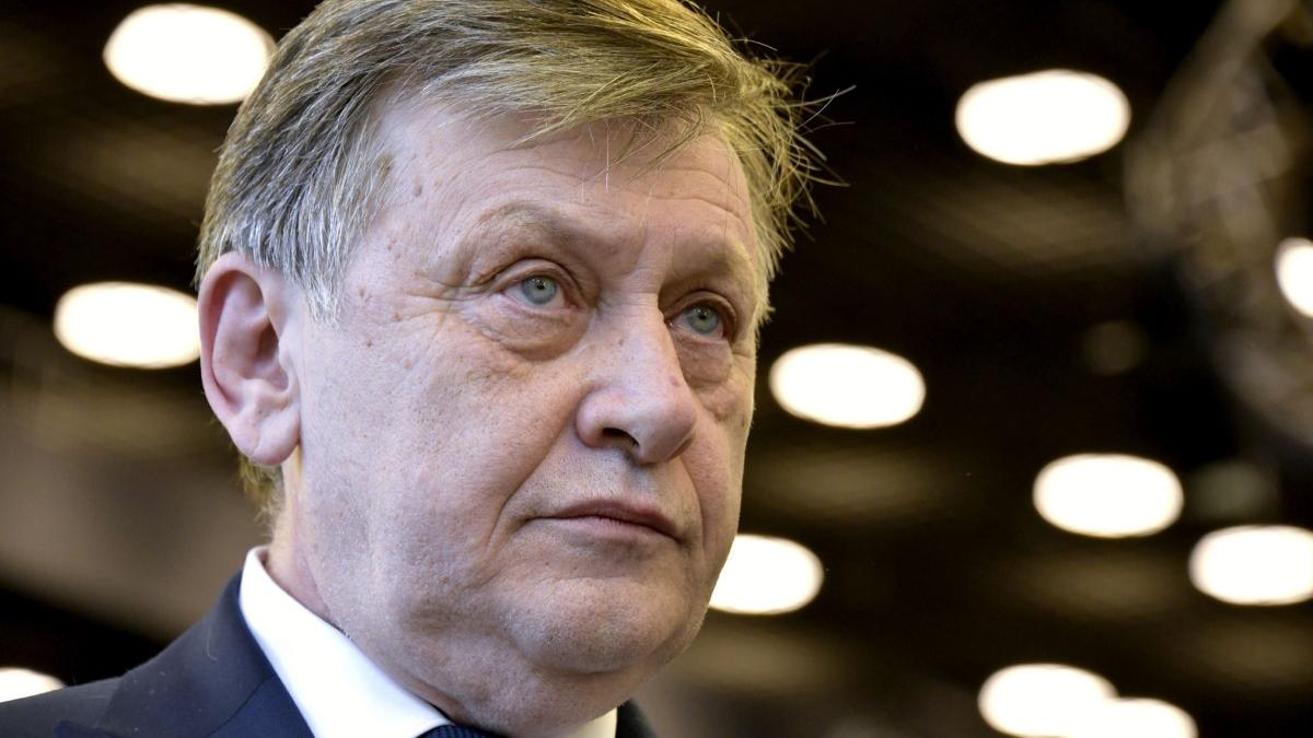 Ultimul mesaj al lui Crin Antonescu Imi pare rau pentru esec A fost o onoare