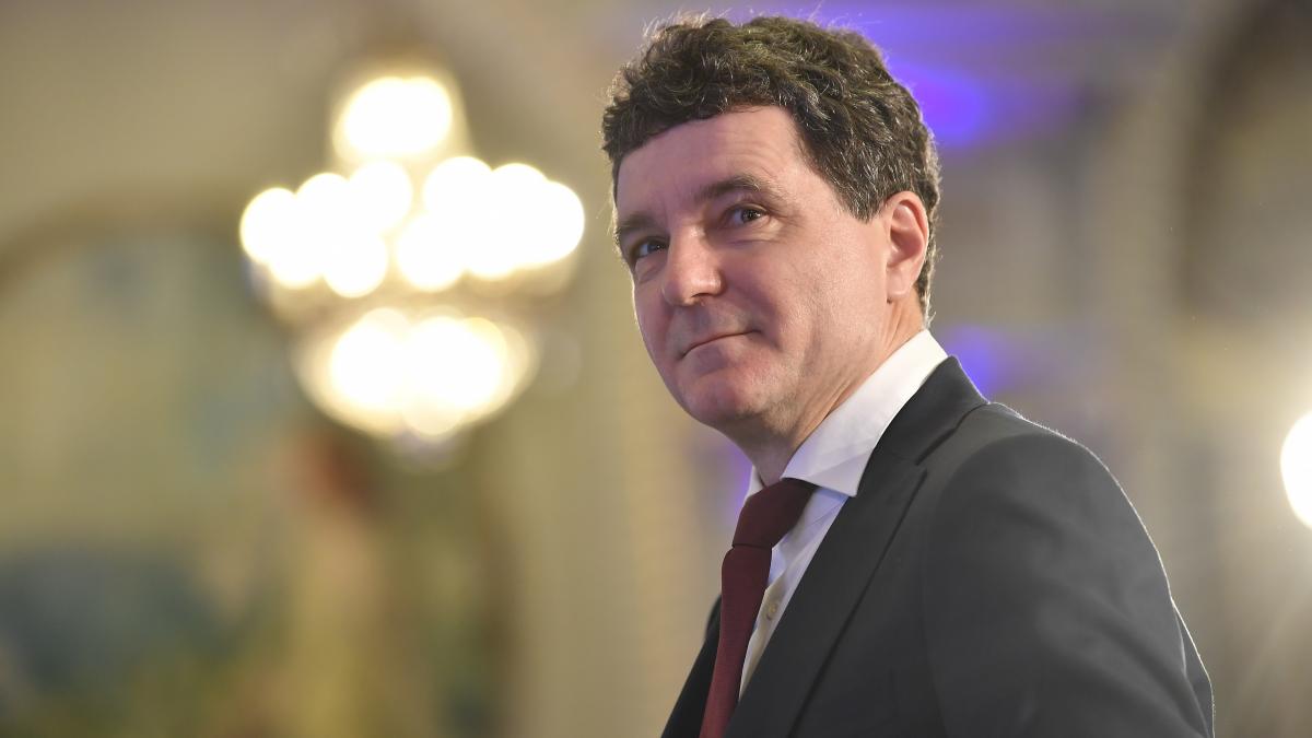 Nicusior Dan intrebat despre postul sau O sa reflectez