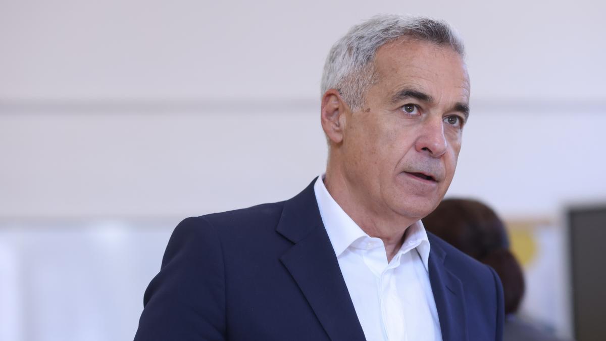 Calin Georgescu amendat cu peste 50000 lei pentru colectarea datelor personale