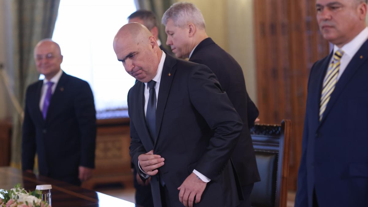 Liderii PNL saluta evitarea retrogradarii Romaniei la Junk