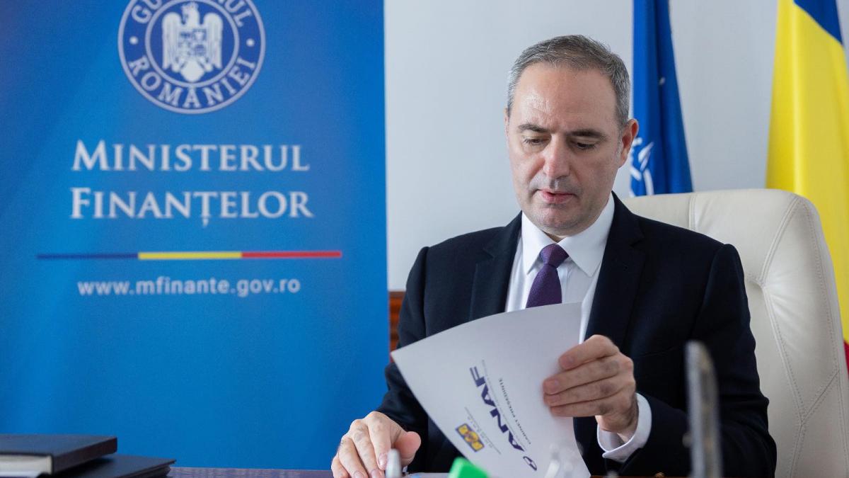 Nazare schimba 21 de directori de la ANAF Antifrauda