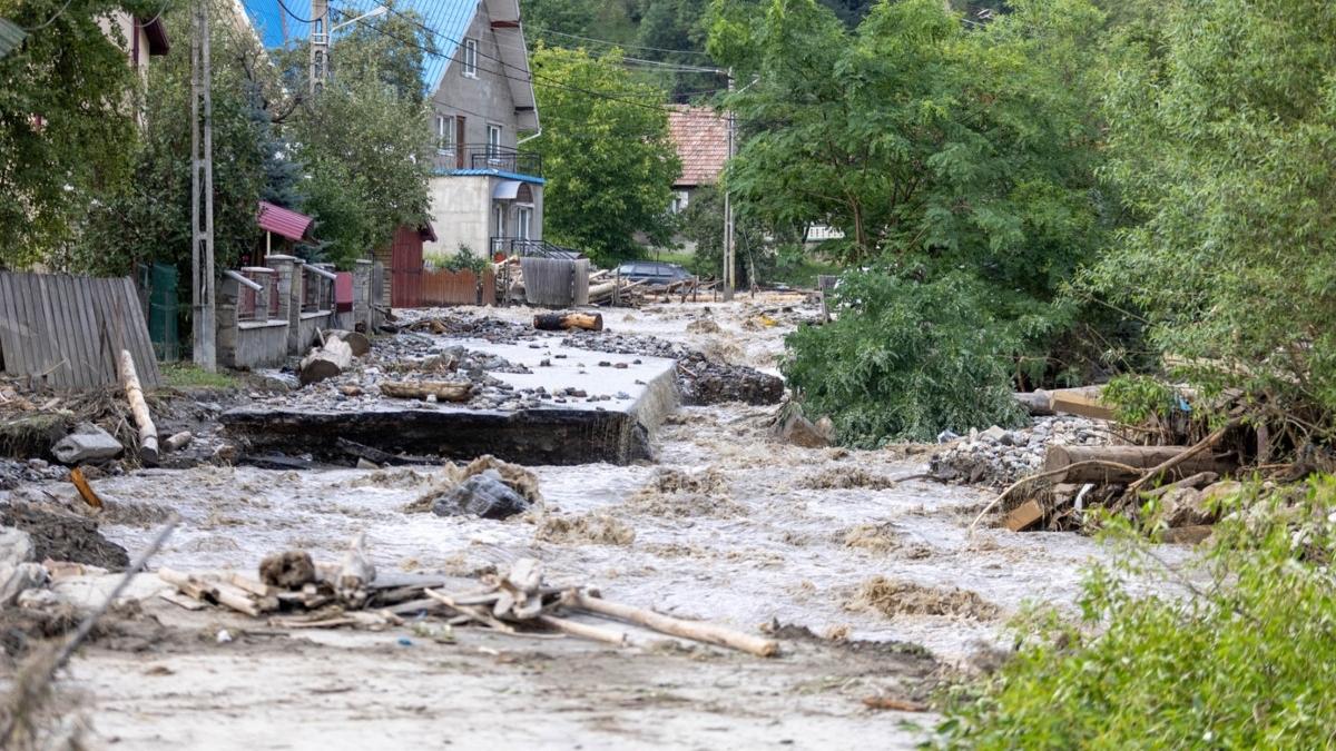 Nicusor Dan dupa inundatii Sunt afectat de pierderi umane
