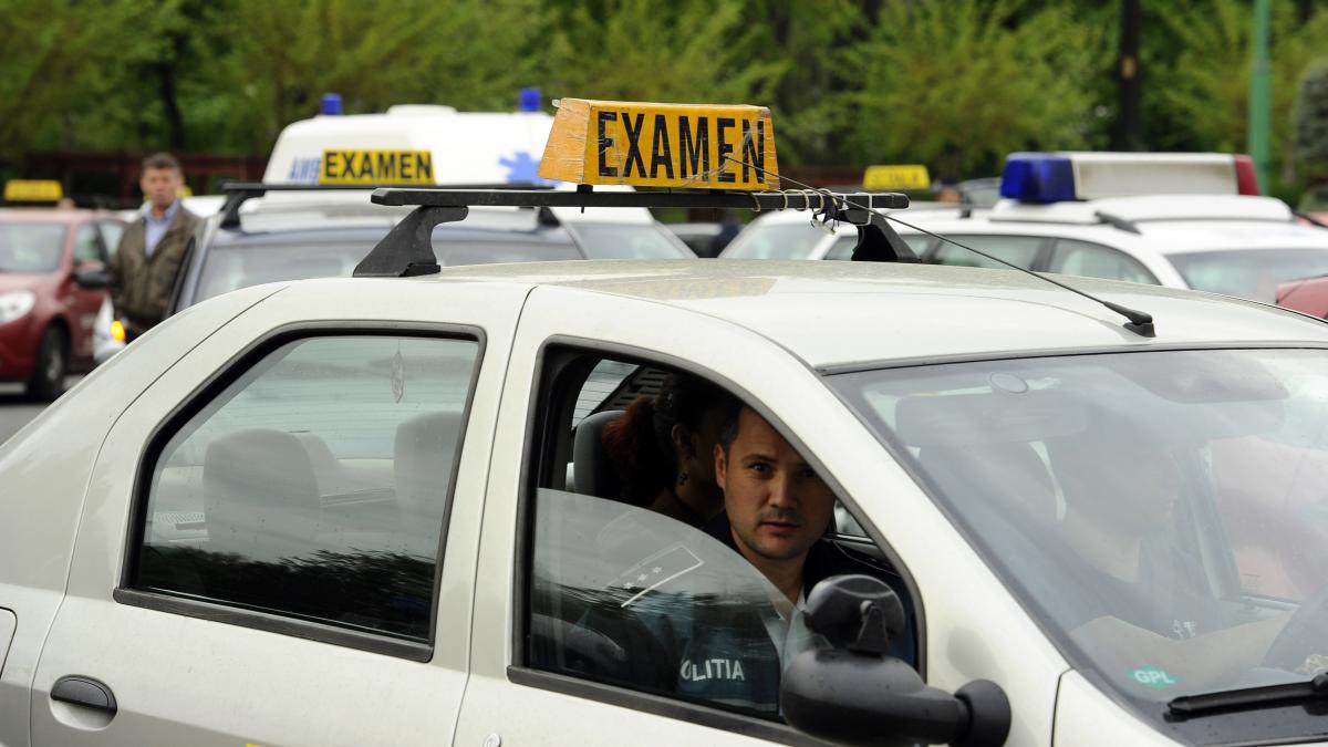 Barbatul a facut infarct in timpul examenului auto