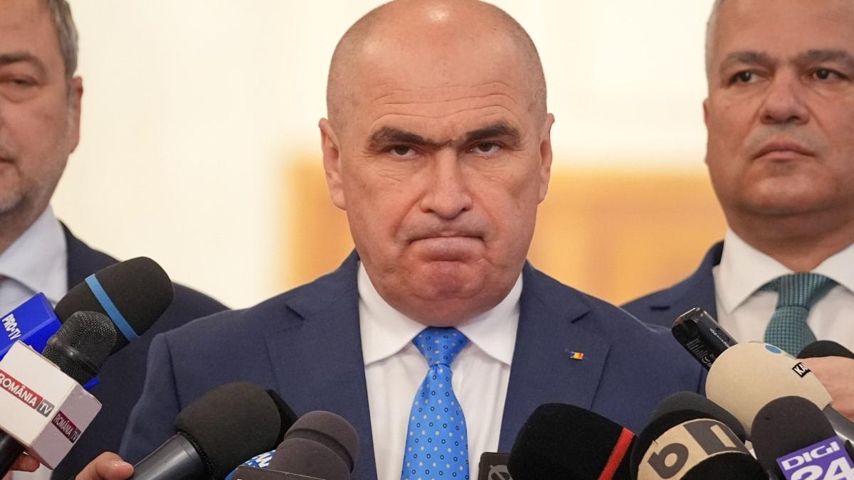 Bolojan continu concedierile n ministere spune Nu e normal