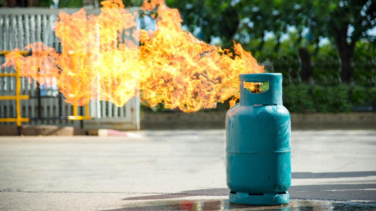 Explozie in Letea Veche mai multe victime arse