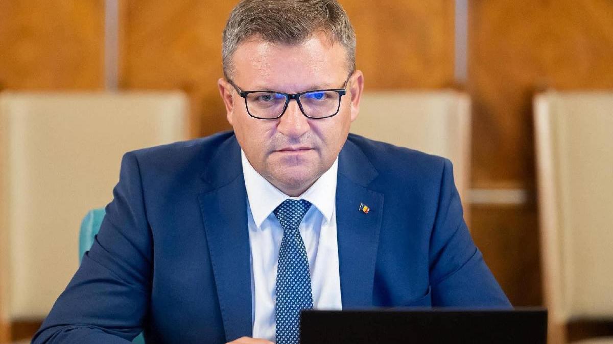 Marius Budai solicta Guvernului scutirea gravidelor de CASS