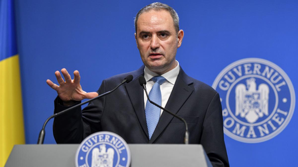 Ministrul Finantelor Alexandru Nazare Fitch reconfirma increderea in Guvern