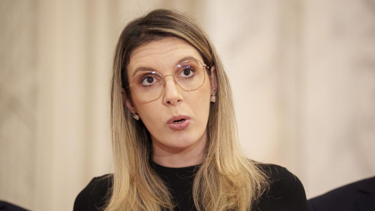 Diana Buzoianu Trebuie o reforma uriasa la Apele Romane