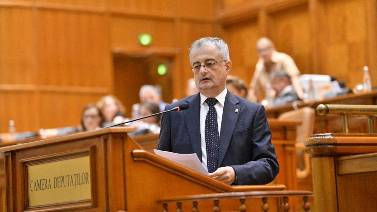 Motionea de cenzura primestes doar 109 voturi in plen