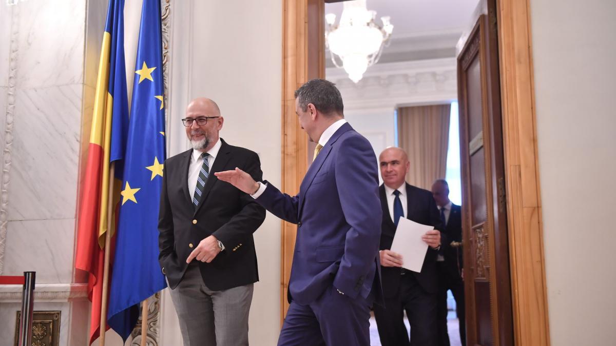 surse discutii intre nicusor dan si bolojan