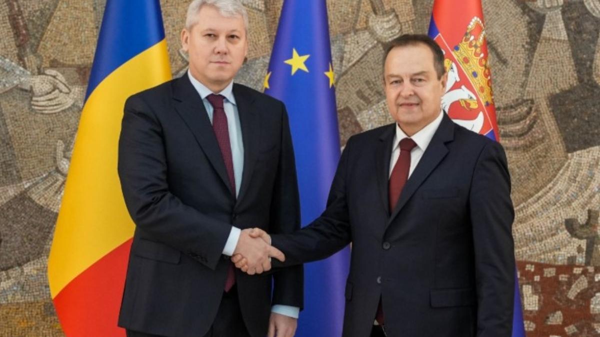 Catalin Predoiu si ministrul de Interne al Serbiei inalnire