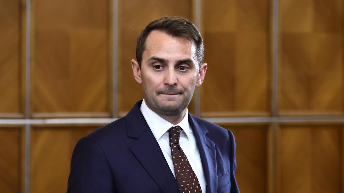 Mihai Jurca se plange de agresiuni pentru cele 17 masini in leasing Nu agresati oamenii Nu dau declaratie am dat comunicat