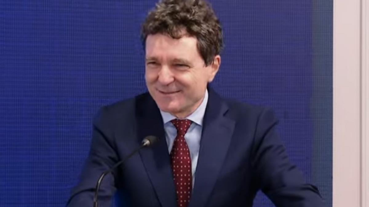 Ce gluma a facut Nicusor Dan despre consilieri