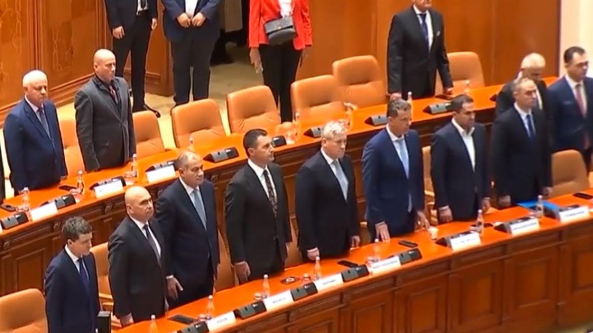 Gestul controversat al ministrului Apararii Ionut Mosteanu