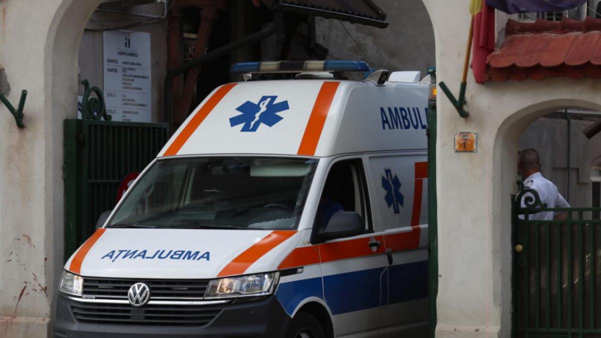 Pacient cazut de pe targa defecta la spital