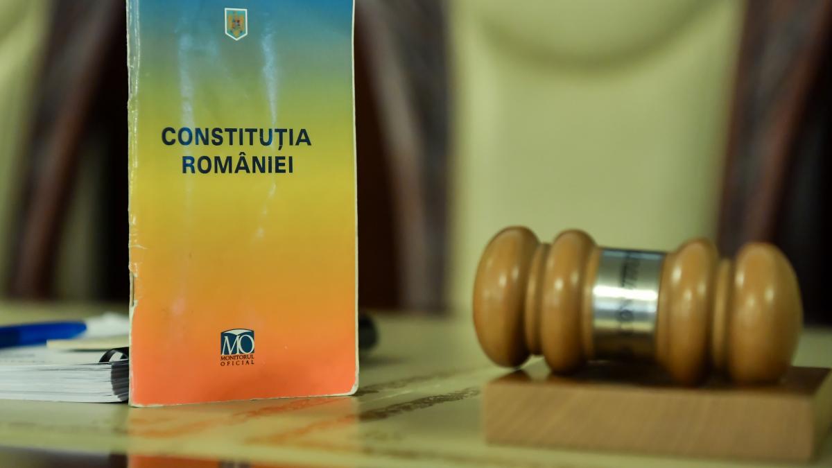CCR discuta sesizarea Instantei Supreme despre reforma pensiilor