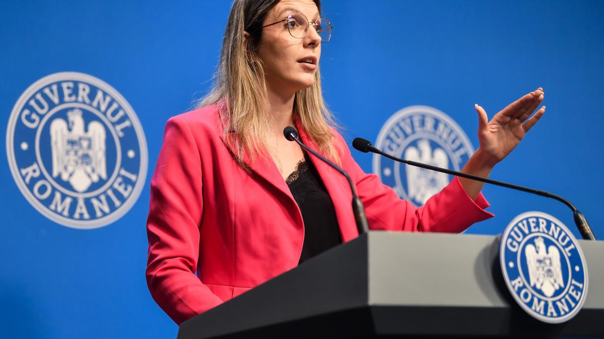 Diana Buzoianu solicita demisia directorilor Buzau si Prahova