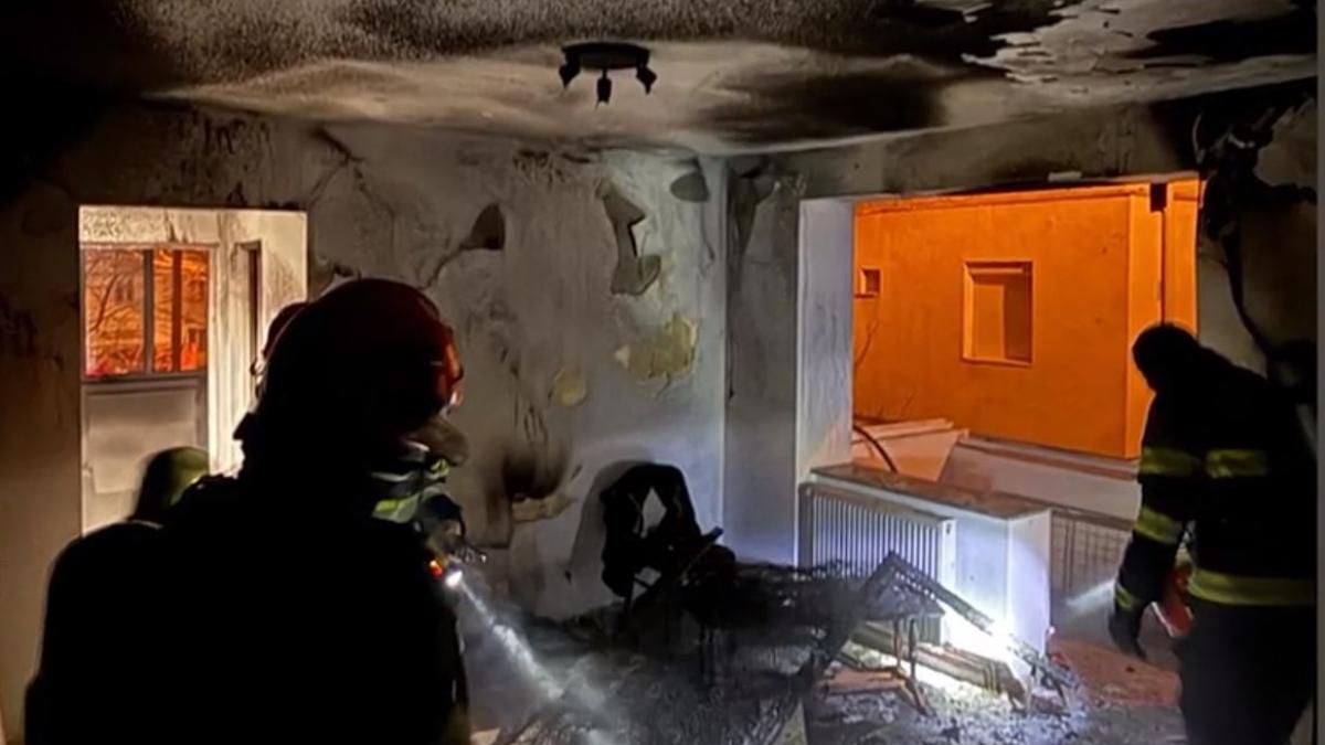 Explozie puternica intr un bloc din Onesti de Craciun