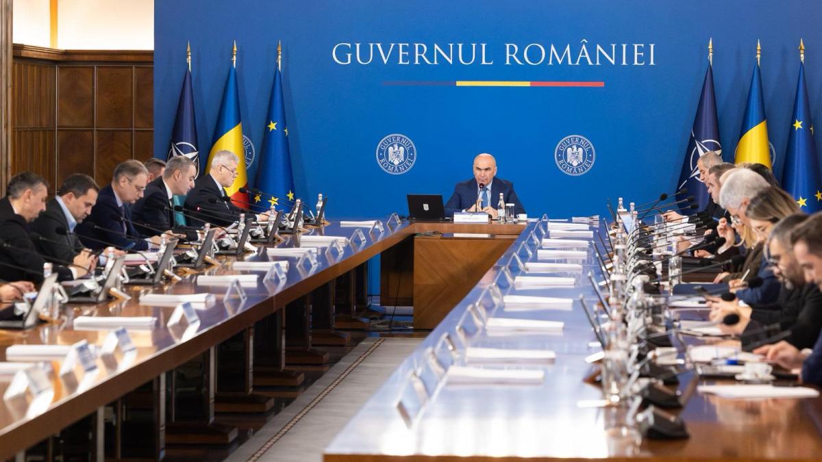 Guvernul pregateste ordonanta trenulet salarii si pensii inghetate