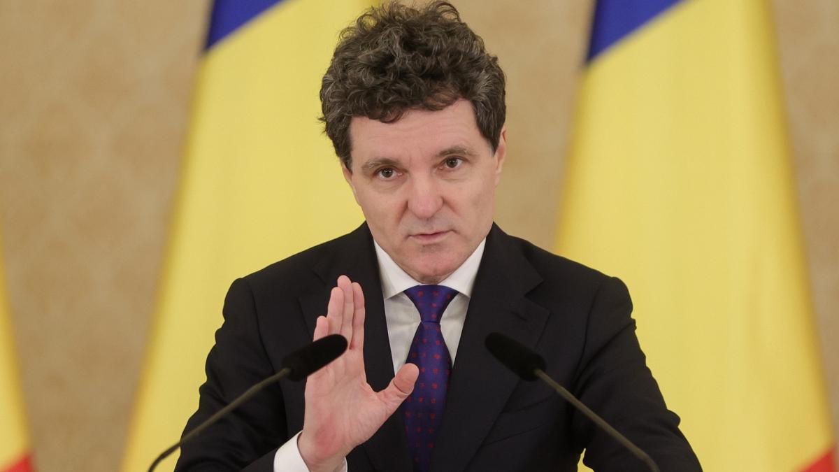 Nicisor Dan interviu in Le Monde Anularea alegerilor a fost benefica Votantii AUR nu sunt extremisti sau prorusi