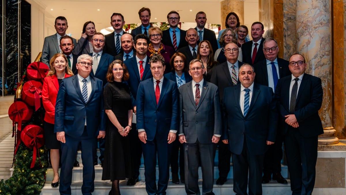 Nicusan Dan a intonit ambasadorii UE la Bucuresti